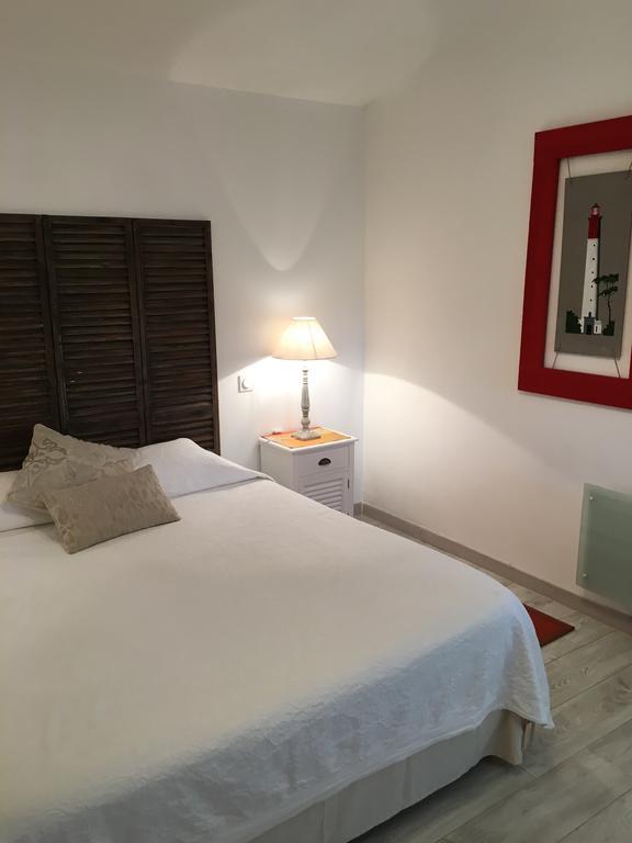 Guest House Maison Iratzean Аскен Номер фото