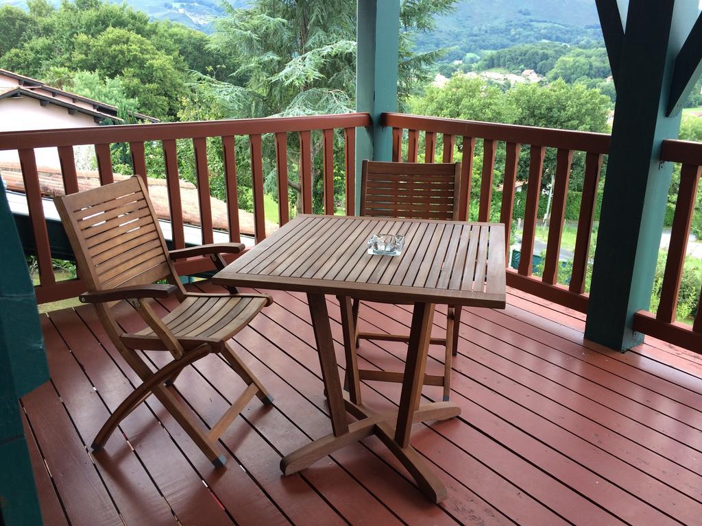 Guest House Maison Iratzean Аскен Номер фото